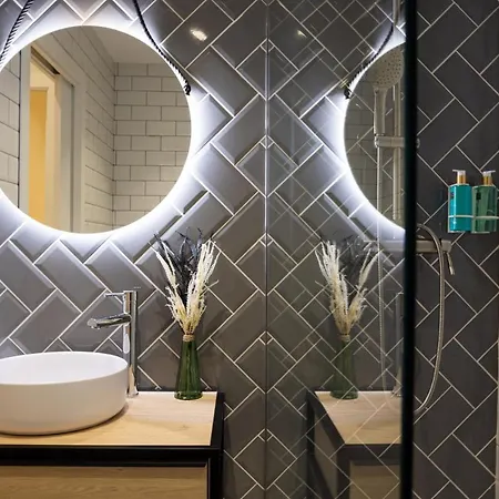 Florit Flats - The Maritim Serreria Suites Gasthuis