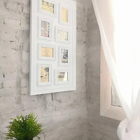 Апартаменты Lovely In Wifi Free *