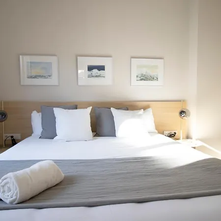 Singularstays Santa Cruz 9