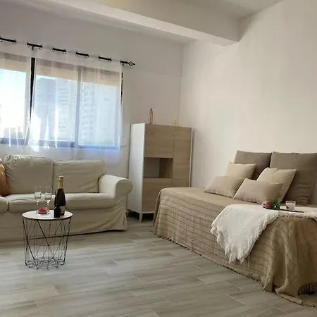 Coqueto De Playa Con Piscina Y Terraza ולנסיה