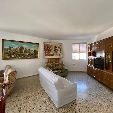 Bigger Flat Ideal Familia Near Center And *