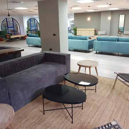 Juvenil Colegio Mayor Galileo Galilei דירה *