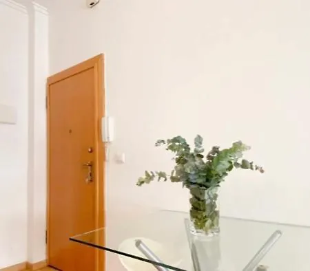 Ideal Y Cerca Del Casco Antiguo.near Old Town.