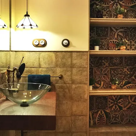 Portrait Boutique Valenza