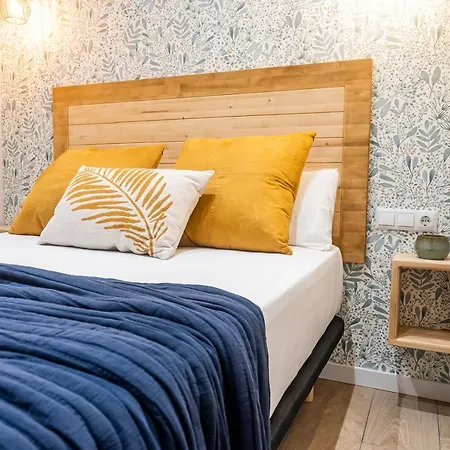 Florit Flats - Urban Apartamento