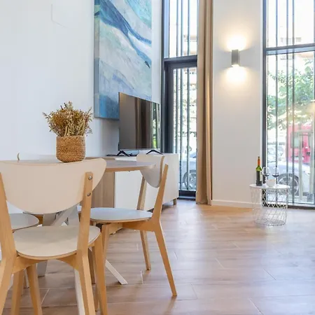 Apartamento Travel Habitat Alameda Suites. Valência