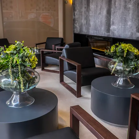 Vincci Mercat Hotel