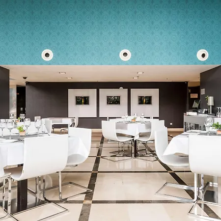 Ilunion Aqua 4 Hotel 4*