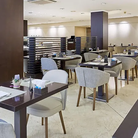 Nh Ciudad De Hotel