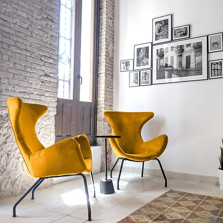 Original Domino House בית הארחה
