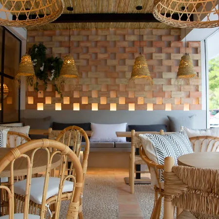 & Co. Saler Boutique 3* فالنسيا