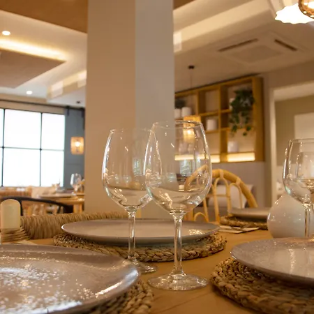 فندق & Co. Saler Boutique 3*
