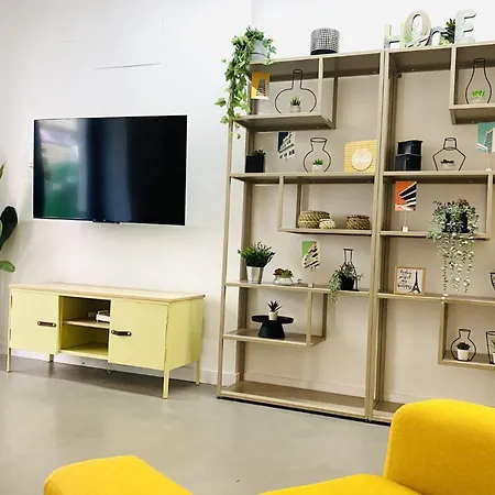 Tarongers, Lovely Flat In The Center Apartament