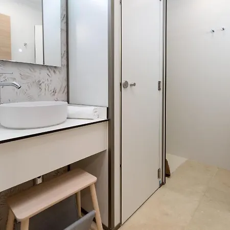 Travel Habitat La Marina Real Apartman