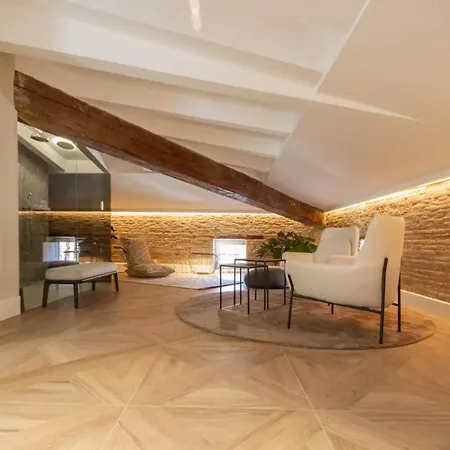 Myr Palacio Vallier Отель