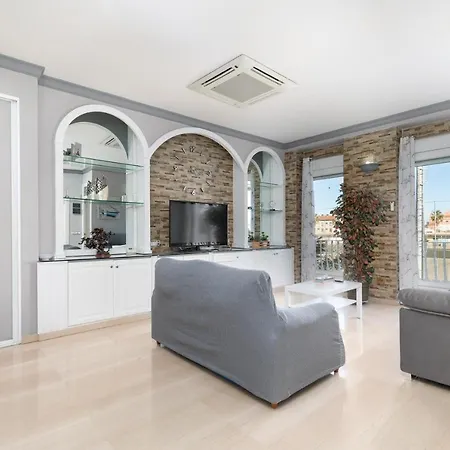 Apartman Malvarrosa Arenas I *