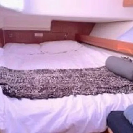 An Amazing Experience Enjoy The From A Boat Up To 8 People Валенсия