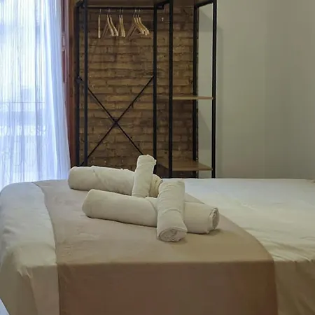 Enjoy 4 Pax At Ruzafa With Sunny Terrace Appartement Valence