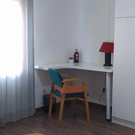 Luminoso * La Marina De *