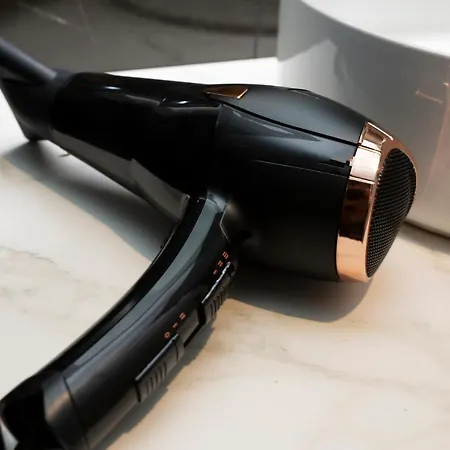 Neobeds - Stylish Modern 1br Near Old Town & Steps From Turia Park