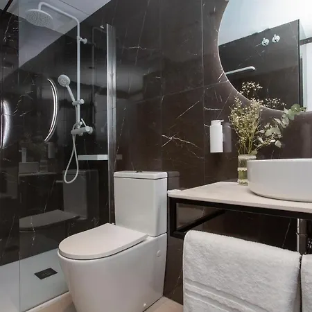 Apartment Neobeds - Stylish Modern 1br Near Old Town & Steps From Turia Park Valencia