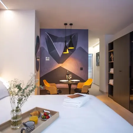 Neobeds - Stylish Modern 1br Near Old Town & Steps From Turia Park Apartment