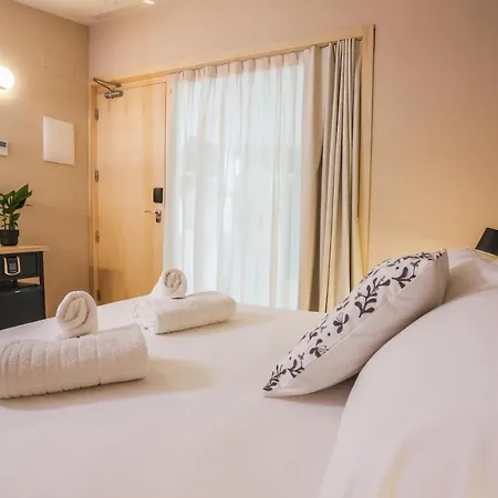 Otel Mythic Valensiya