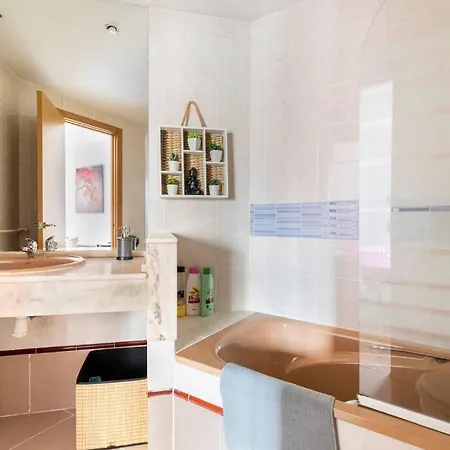 Confort Y Relax Centro * فالنسيا