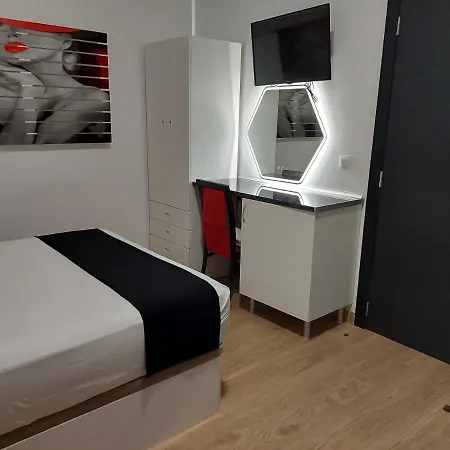 Hotel Rous - Solo Adultos *