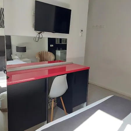 Rous - Solo Adultos * Valencia