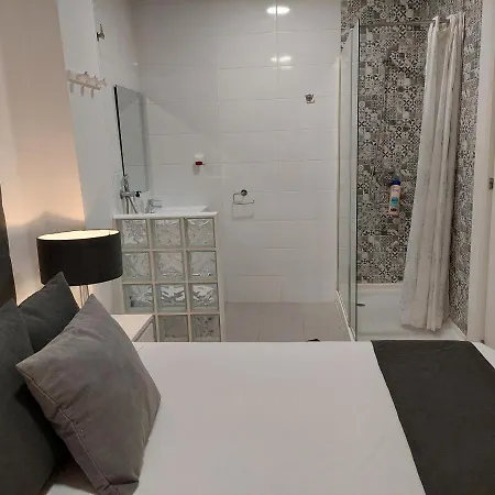 Rous - Solo Adultos Valencia