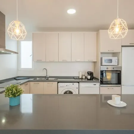 Modern, Stylish With Balcony דירה ולנסיה