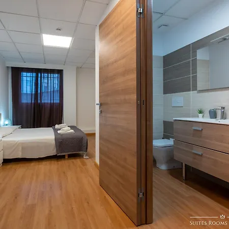 Suites Rooms Valencia 2* 瓦伦西亚