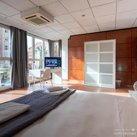 Suites Rooms Valencia 招待所