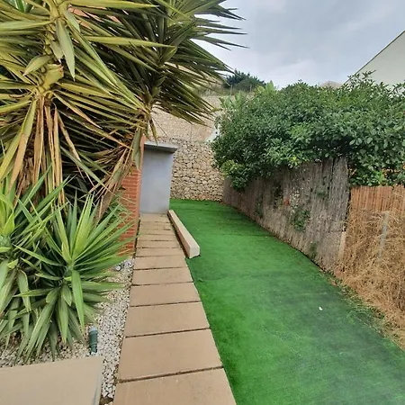Con Piscina Privada