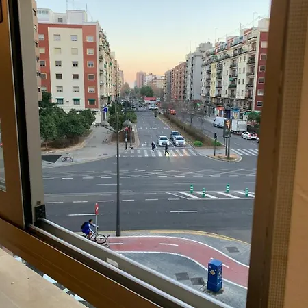 Céntrico Y Acogedor Apartamento * Valencia