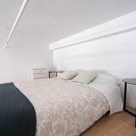 Exclusivo Loft Con Terraza En Ciudad Artes Y Cienc Apartamento