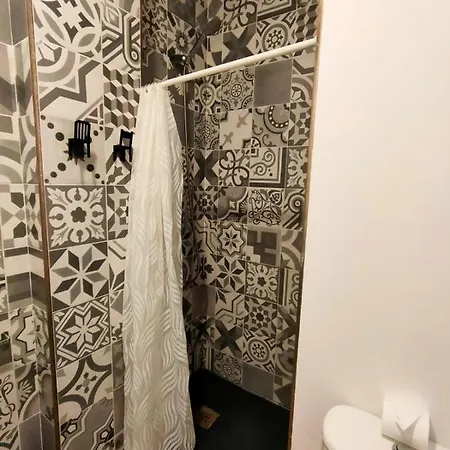 Pequeño Con Mini Piscina - No Climatizada Apartamento Valencia