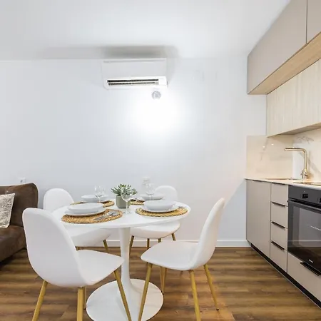 Апартаменты Florit Flats - The Apolo