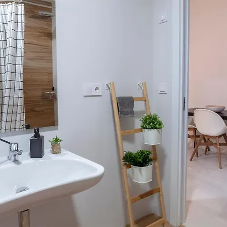 Artistic Digital Retreat-great Location Near Metro * Walencja