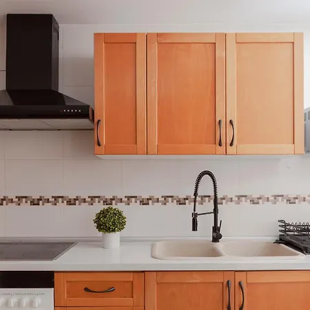 Artsy Large Getaway - 2 Bedroom W Huge Patio - Great For Families And Digital Nomads Apartament *