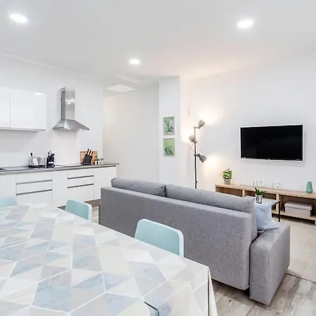 Nuevo Cerca De La Playa Y Del Centro Appartamento Valenza