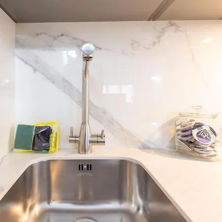 Florit Flats - The Apolo Apartment *