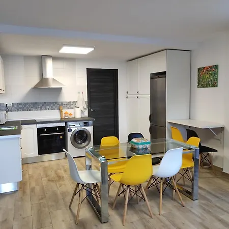 Lille En Provence Feriehus *