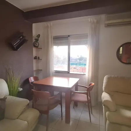 On Malvarrosa Beach منزل للإقامة *