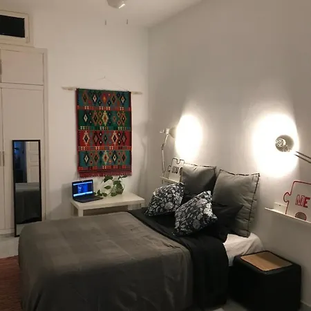 Con Encanto En La Alameda Homestay