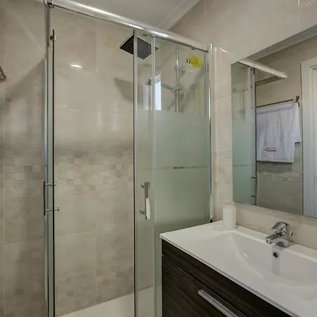 شقة Beds & Breaks Glinka *