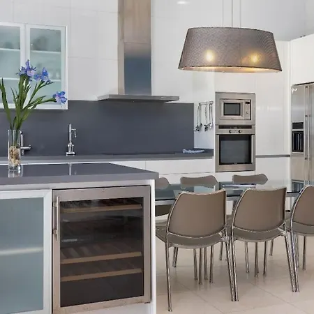Διαμέρισμα Luxury Sea View With 2