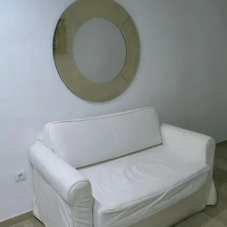 Betero Estudios Apartman *