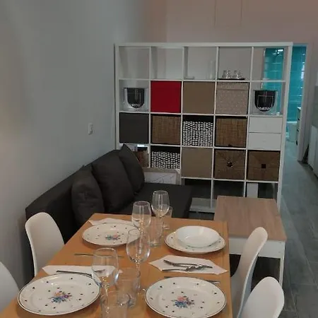 Apartmentsuitespain Playa - Universidades *